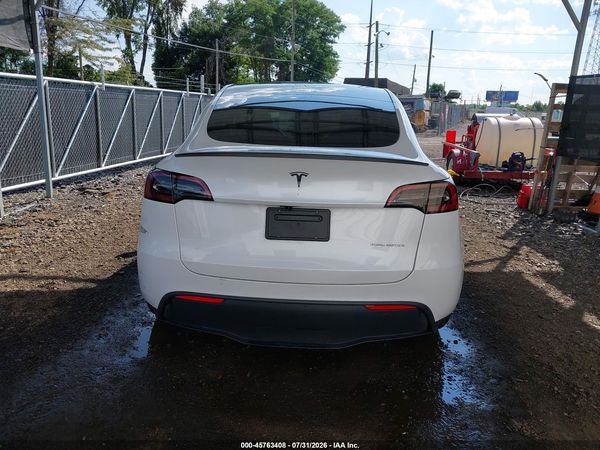 2025 TESLA MODEL Y — I119