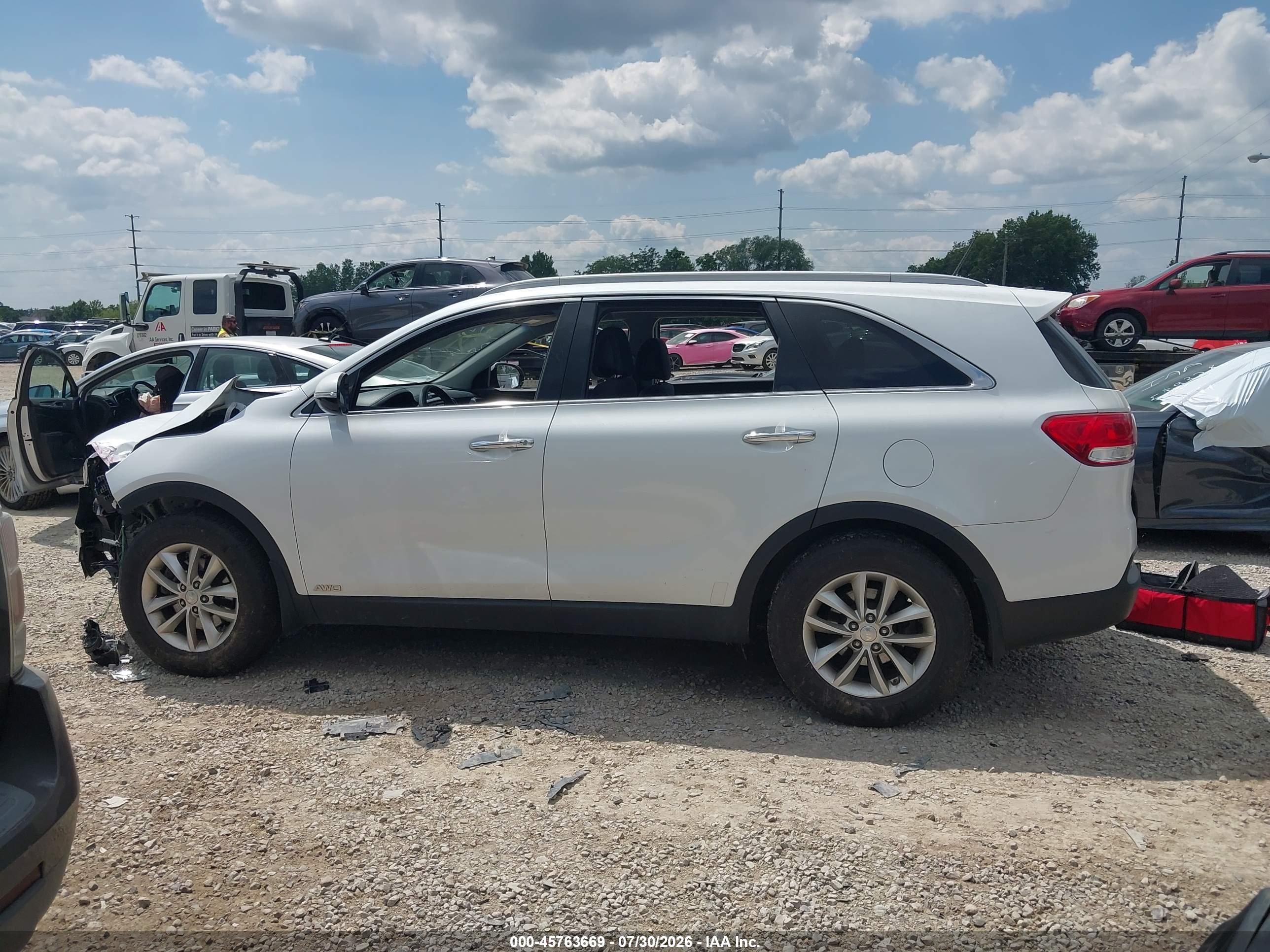 2016 KIA SORENTO 2.4L LX