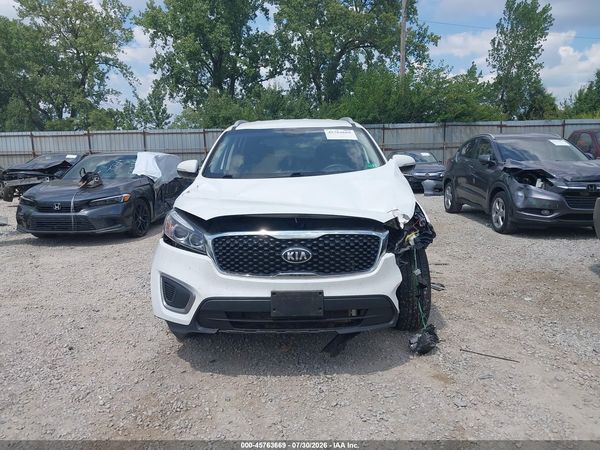 2016 KIA SORENTO 2.4L LX