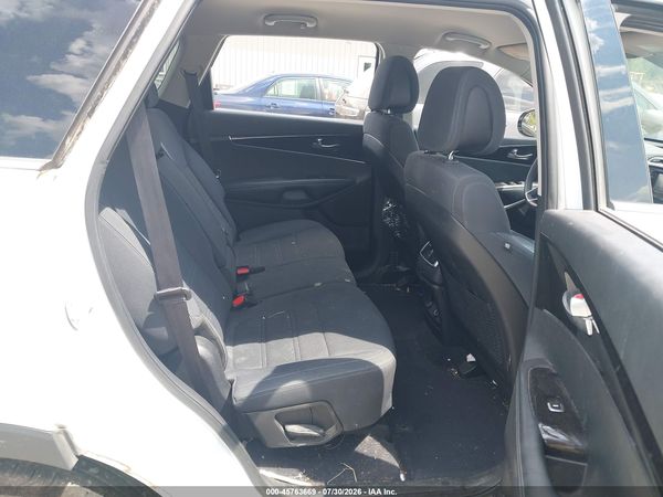 2016 KIA SORENTO 2.4L LX