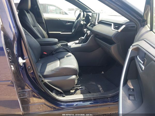 2019 TOYOTA RAV4 HYBRID XSE