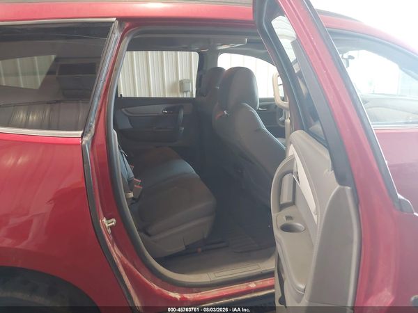 2014 CHEVROLET TRAVERSE 2LT — I8