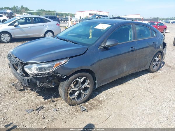 2019 KIA FORTE LXS