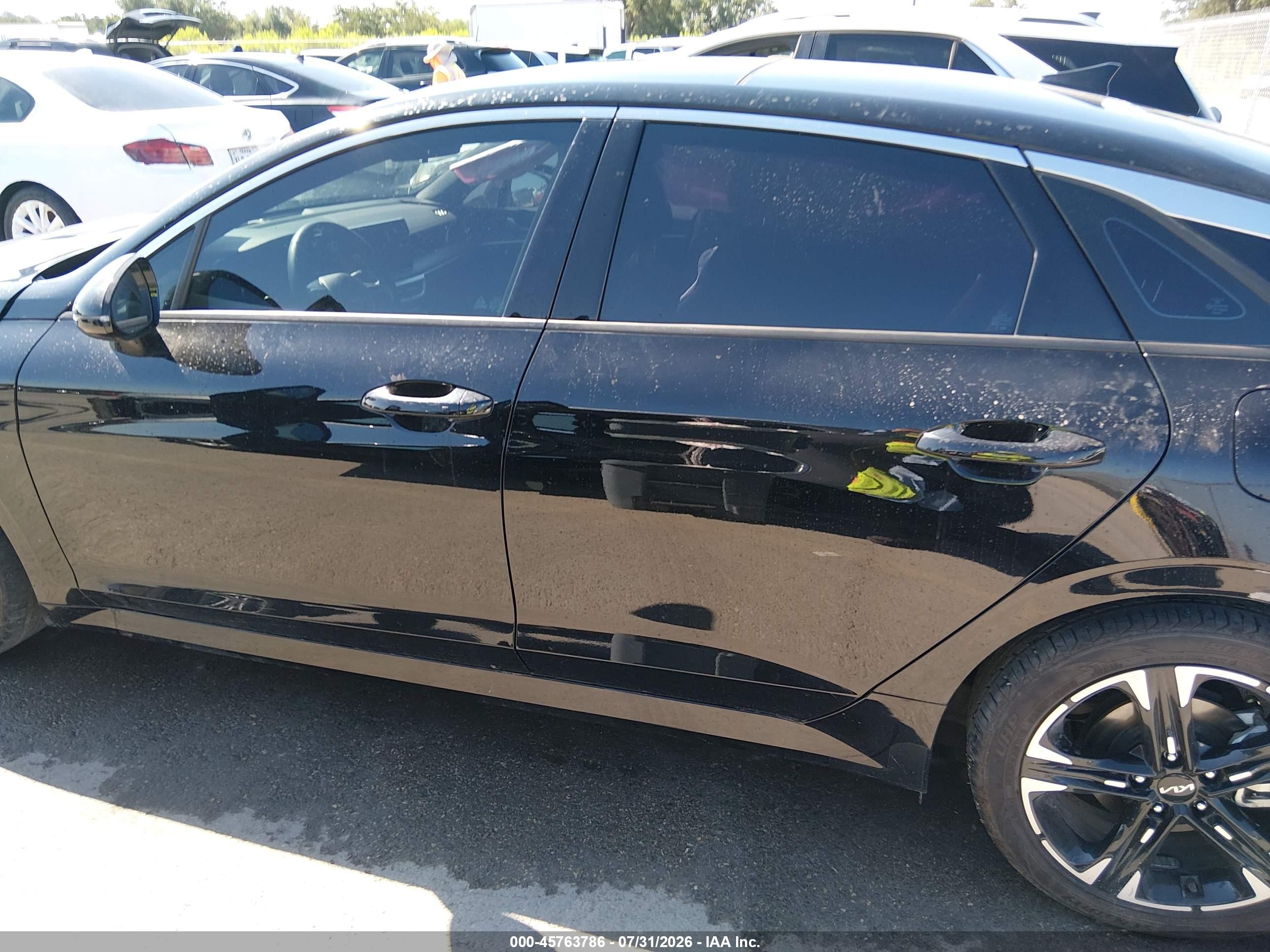 2022 KIA K5 GT-LINE