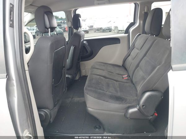 2017 DODGE GRAND CARAVAN SE — I8