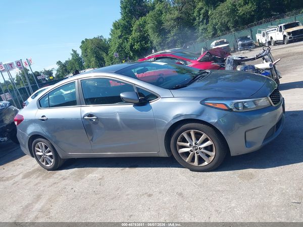 2017 KIA FORTE S