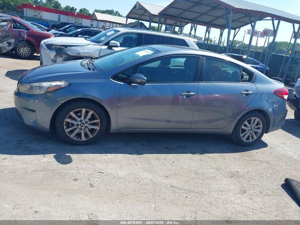 2017 KIA FORTE S