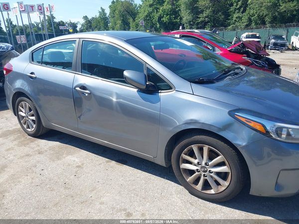 2017 KIA FORTE S