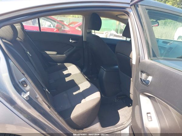 2017 KIA FORTE S