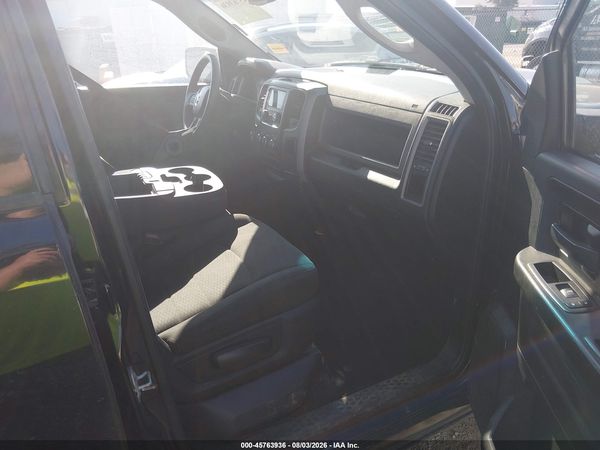 2019 RAM 1500 CLASSIC TRADESMAN  4X2 6'4 BOX