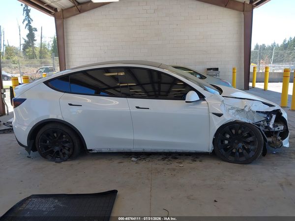 2020 TESLA MODEL Y