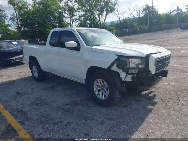 2024 NISSAN FRONTIER KING CAB SV 4X2 — I1