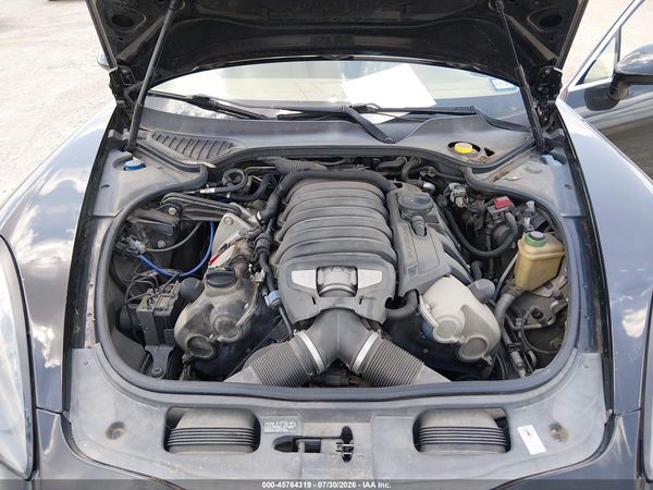 2011 PORSCHE PANAMERA 4S