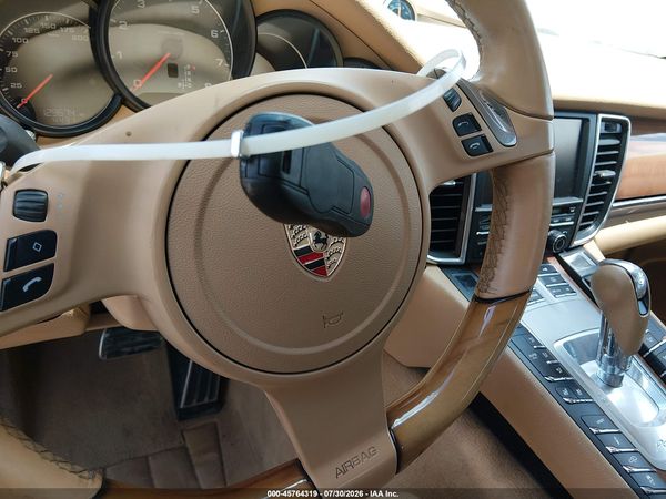 2011 PORSCHE PANAMERA 4S