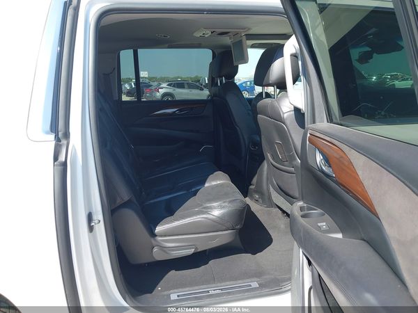 2018 CADILLAC ESCALADE ESV LUXURY