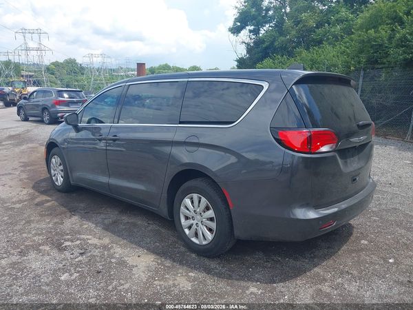 2018 CHRYSLER PACIFICA L — I3
