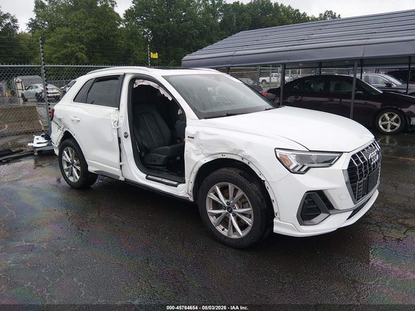 2023 AUDI Q3