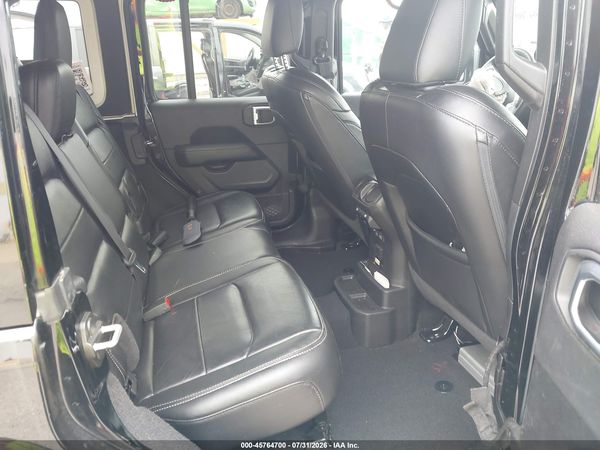 2022 JEEP WRANGLER UNLIMITED SAHARA 4X4