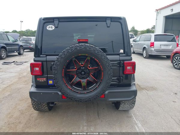 2022 JEEP WRANGLER UNLIMITED SAHARA 4X4