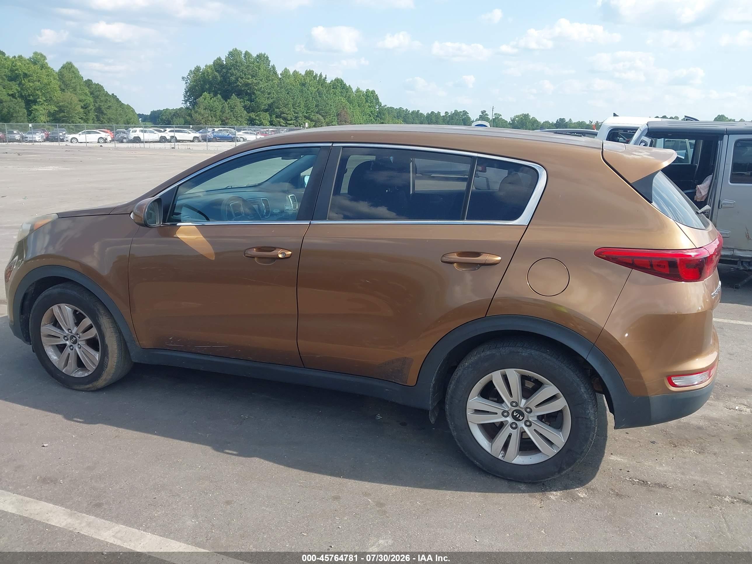 2017 KIA SPORTAGE LX