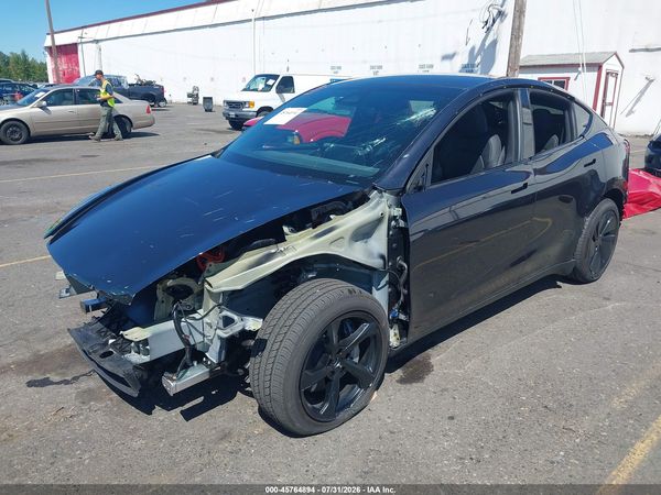 2026 TESLA MODEL Y