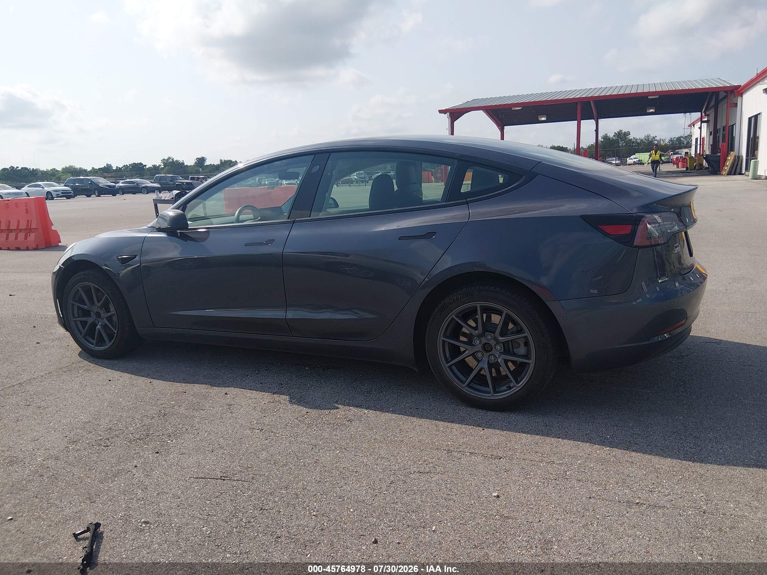2021 TESLA MODEL 3