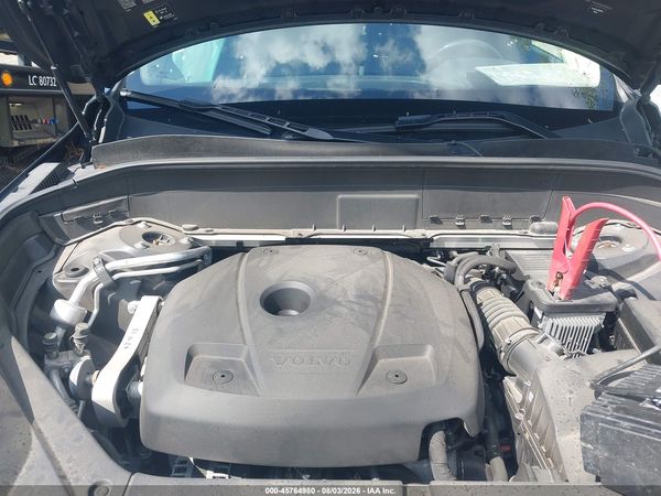 2021 VOLVO XC90