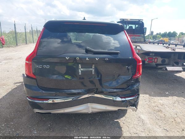 2021 VOLVO XC90