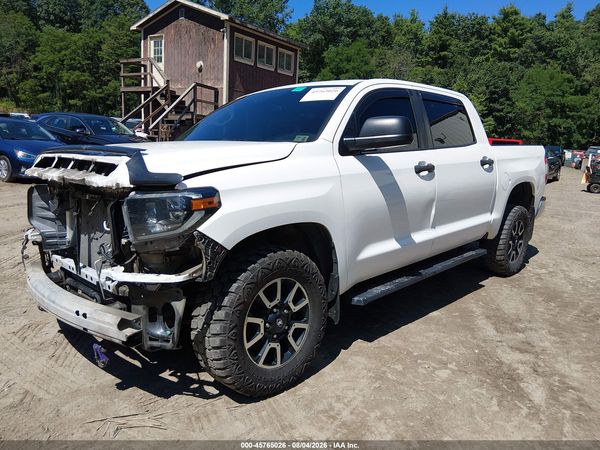 2020 TOYOTA TUNDRA SR5 Grade