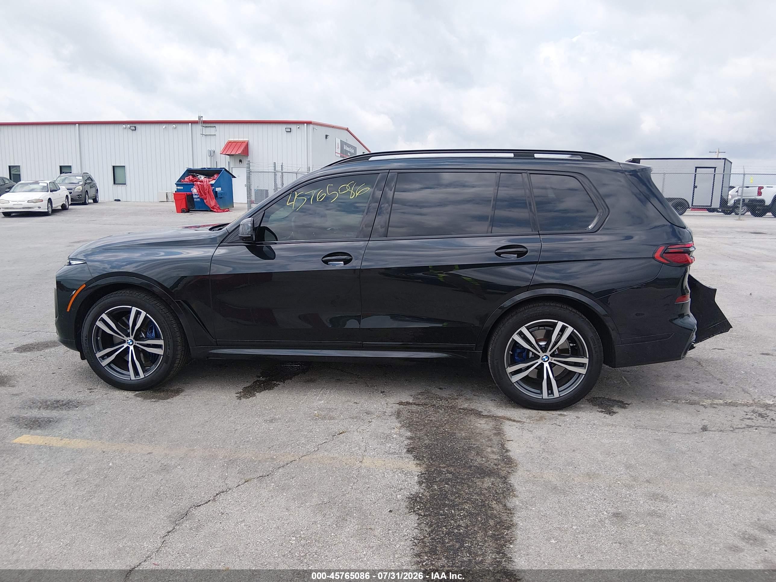 2025 BMW X7 XDRIVE40I