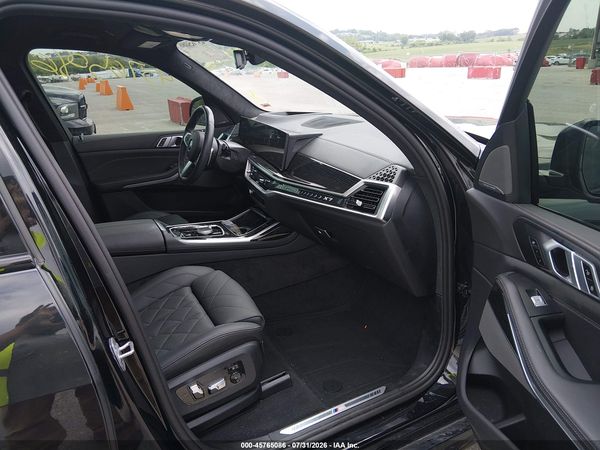 2025 BMW X7 XDRIVE40I