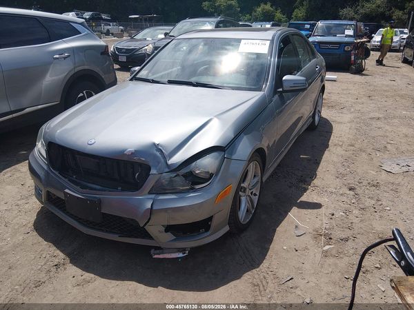 2013 MERCEDES-BENZ C 300 SPORT 4MATIC