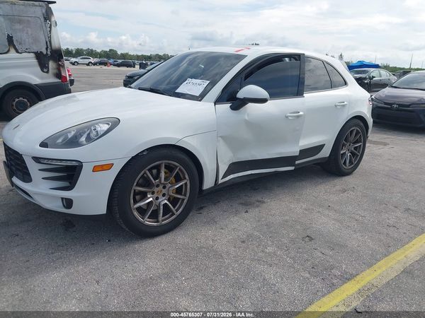 2016 PORSCHE MACAN S