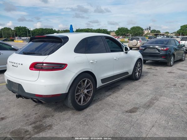 2016 PORSCHE MACAN S