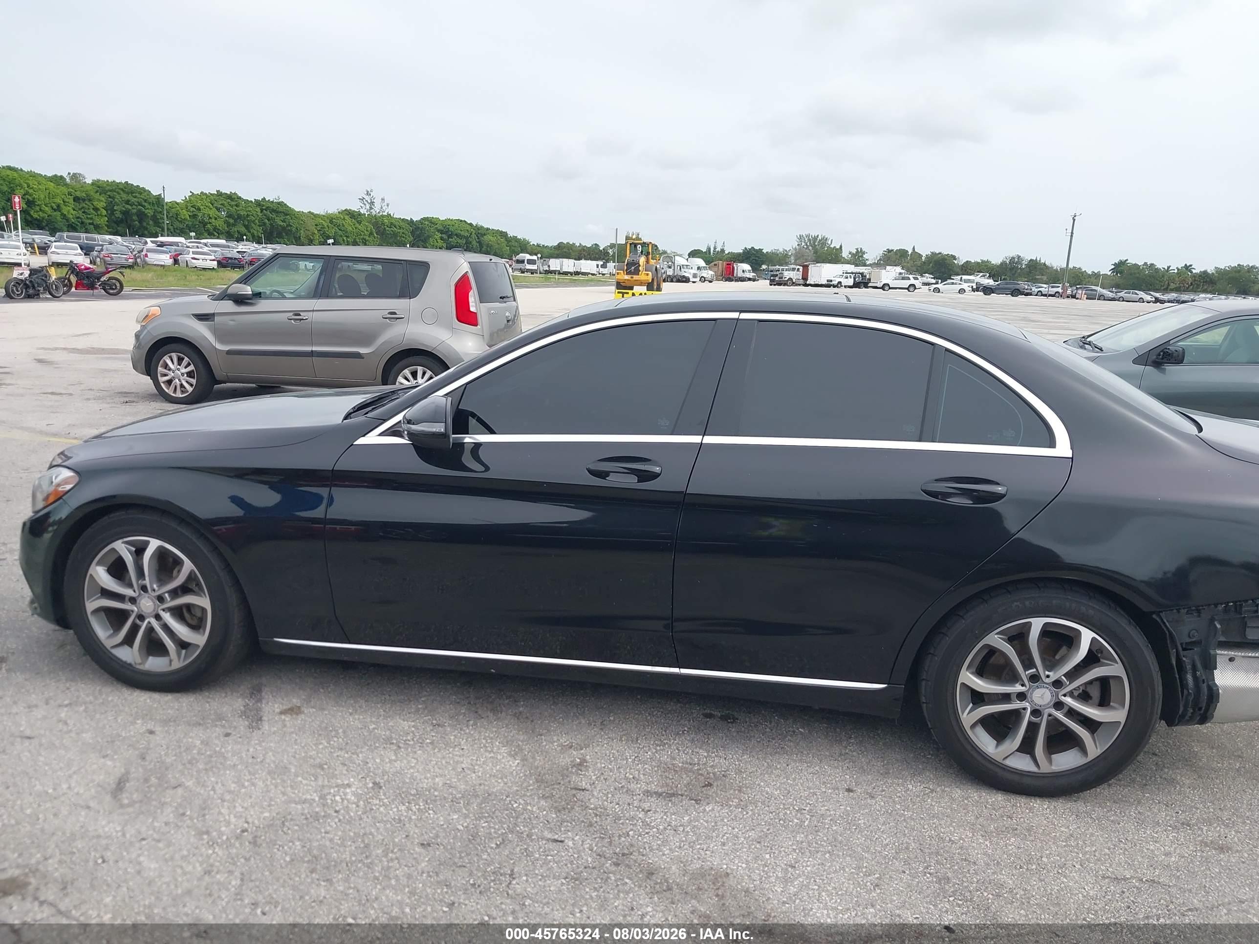 2017 MERCEDES-BENZ C 300 C300