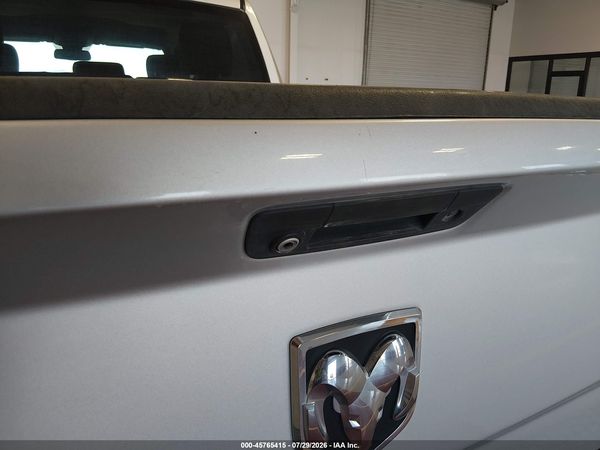 2016 RAM 1500 ST