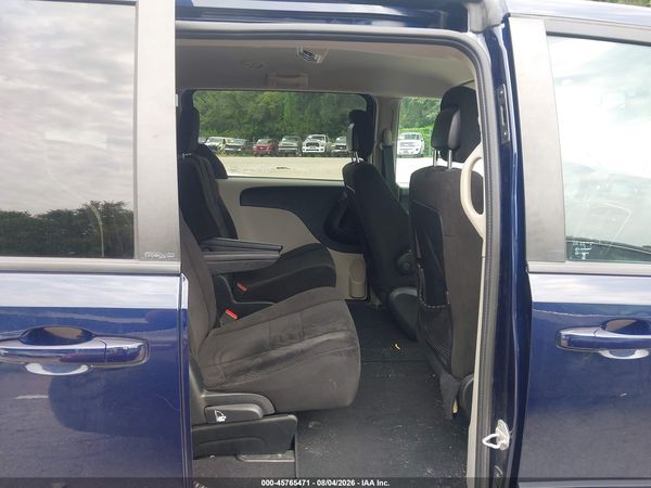 2013 DODGE GRAND CARAVAN SE — I8