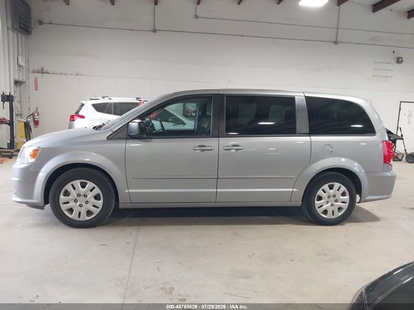 2017 DODGE GRAND CARAVAN SE