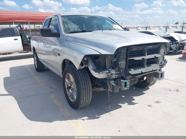 2016 RAM 1500 SLT
