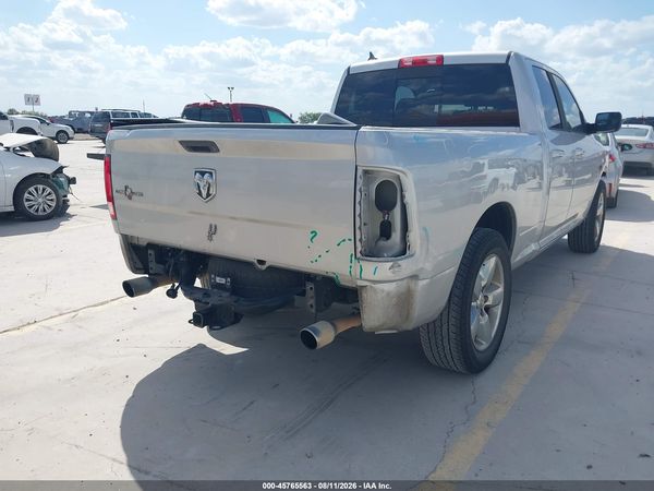 2016 RAM 1500 SLT