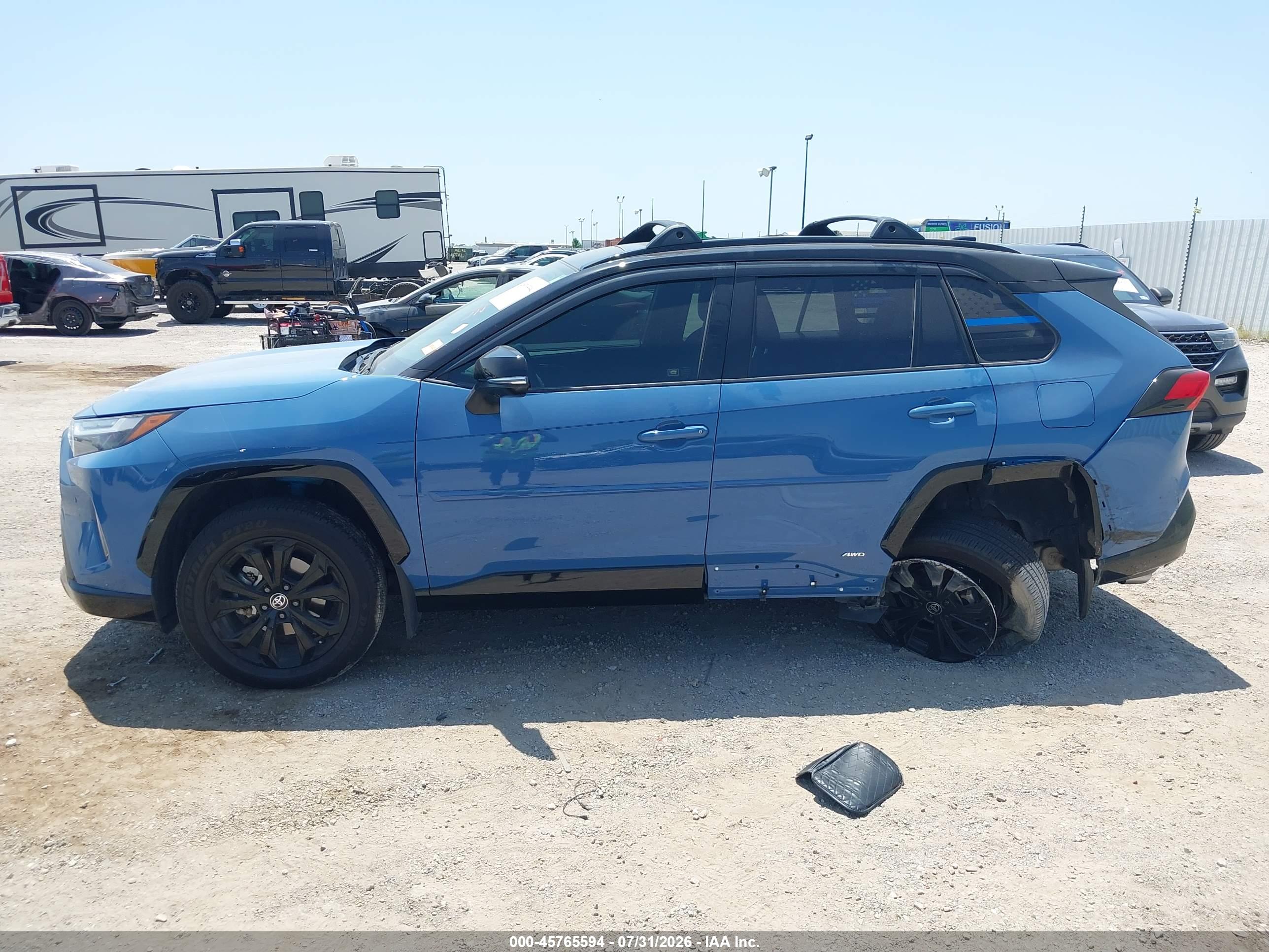 2025 TOYOTA RAV4 HYBRID XSE