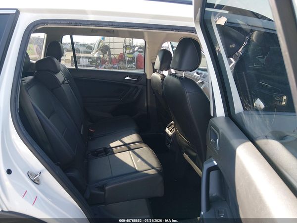 2020 VOLKSWAGEN TIGUAN — I8