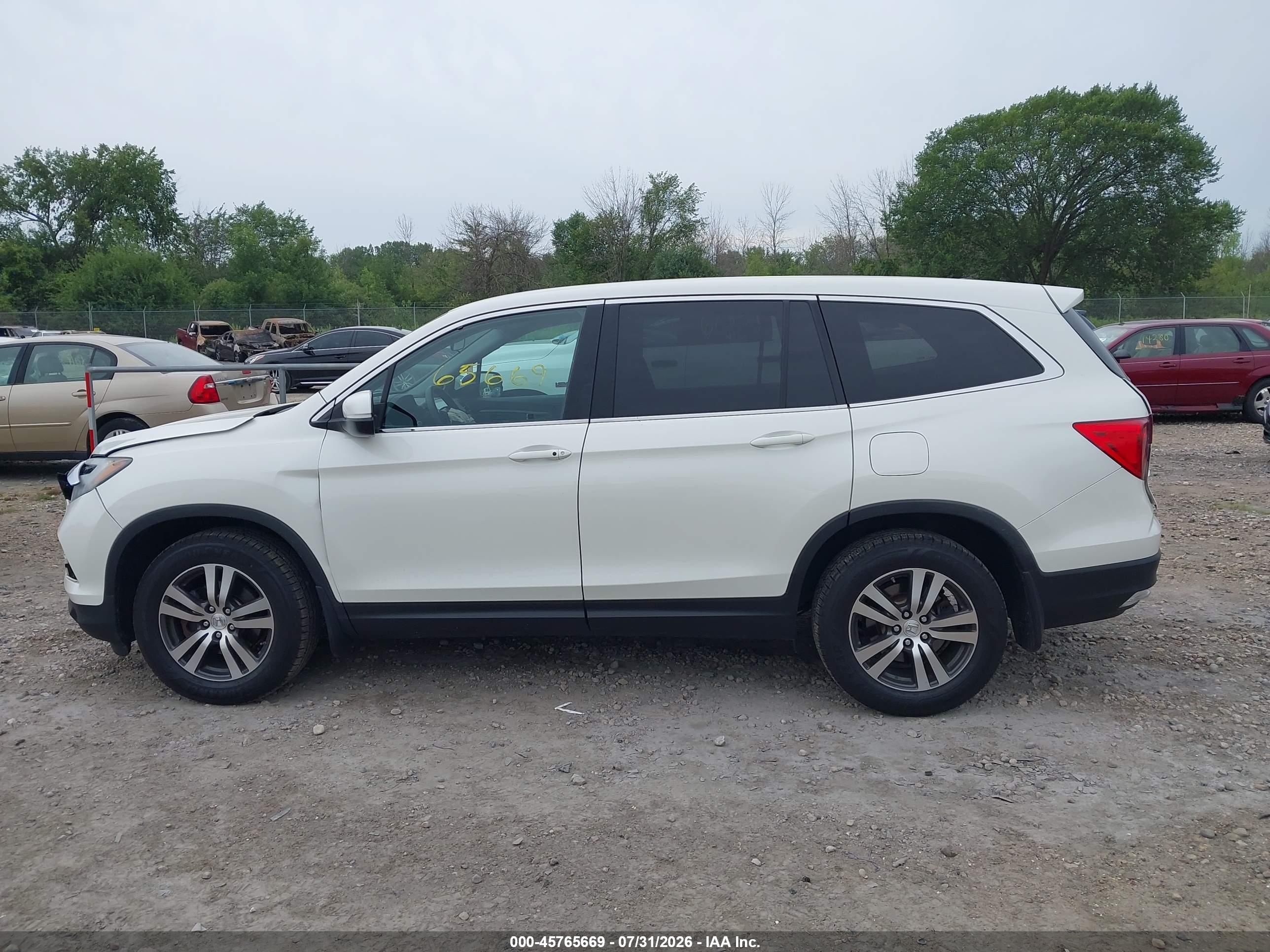 2017 HONDA PILOT EX