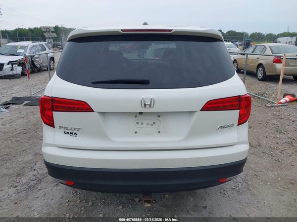 2017 HONDA PILOT EX