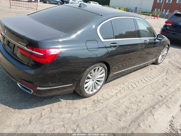 2019 BMW 740I