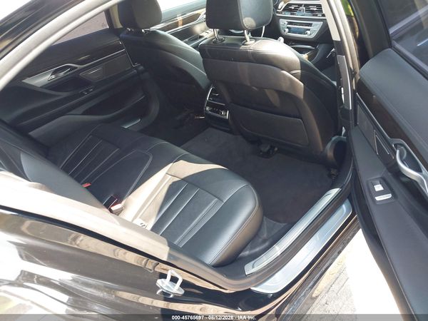 2019 BMW 740I
