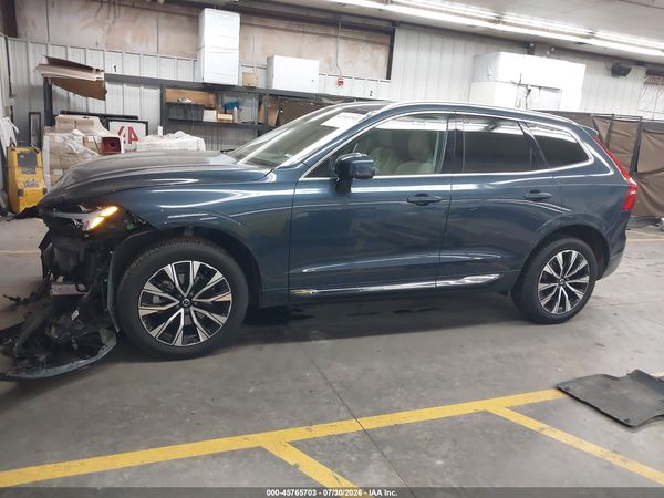 2023 VOLVO XC60 B5 PLUS BRIGHT THEME