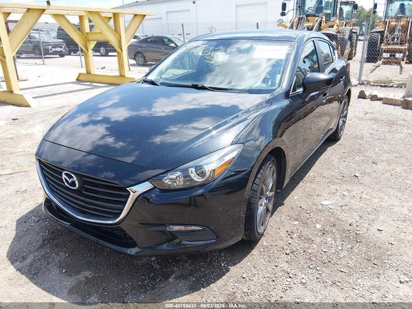 2018 MAZDA MAZDA3 TOURING