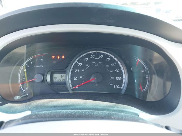 2012 TOYOTA SIENNA LE V6 8 PASSENGER — I7
