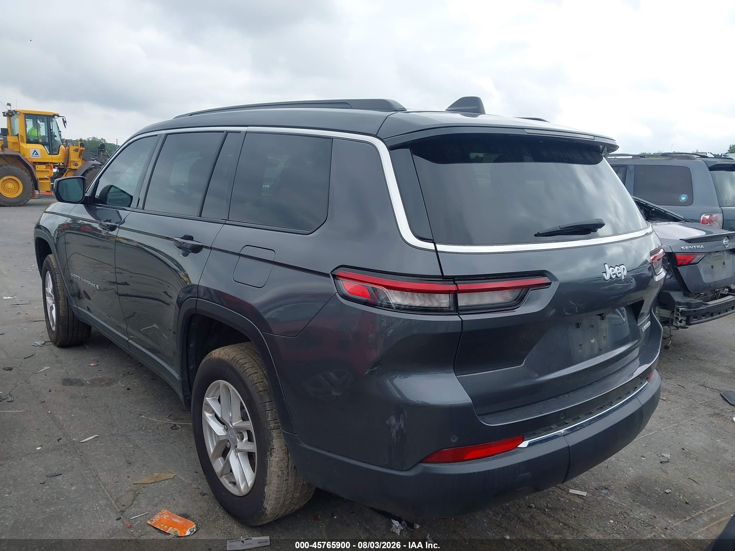 2025 JEEP GRAND CHEROKEE L LAREDO X 4X2